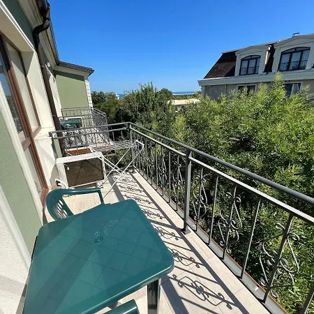 Rabi Park-suites * Saints Constantine and Helena